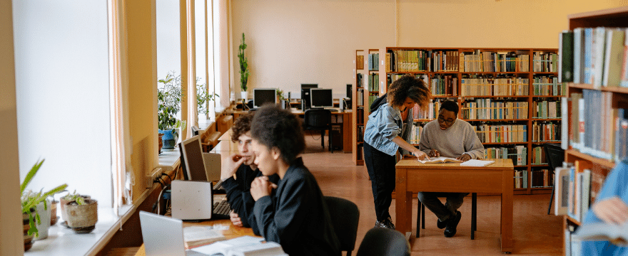 5 Manieren waarop SkyCiv studenten civiele techniek helpt