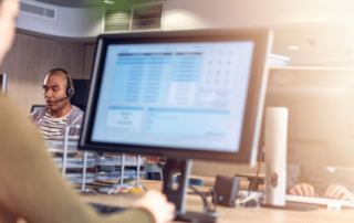 In che modo il software cloud offre una migliore assistenza ai clienti